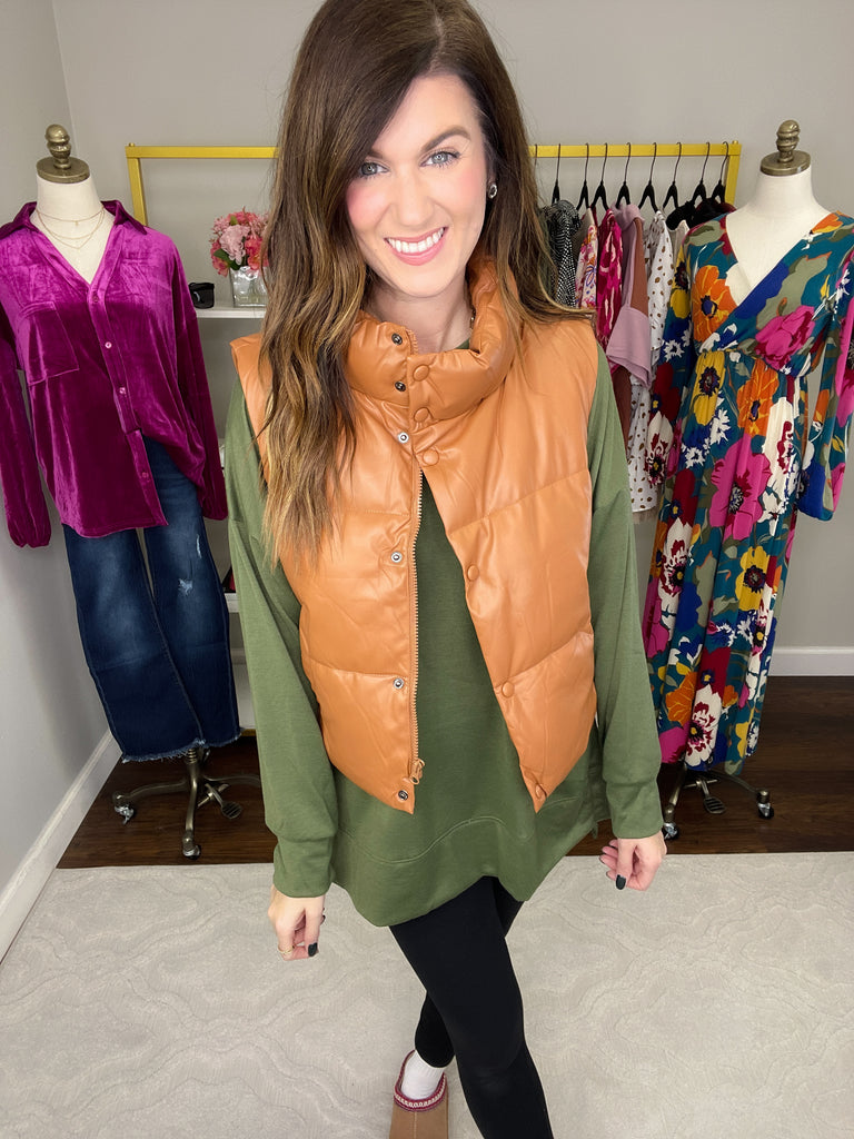 Core Memory Faux Leather Puffer Vest in Camel