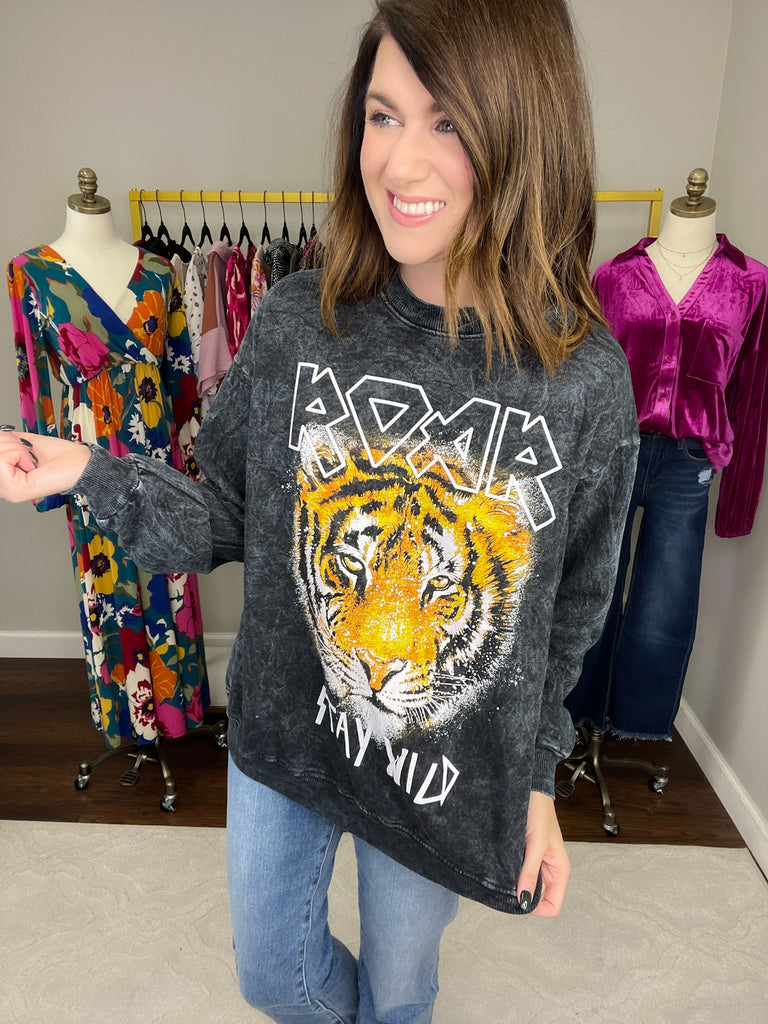 SALE! Roar Mineral Washed Pullover *Final Sale*