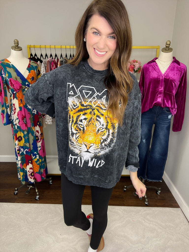 SALE! Roar Mineral Washed Pullover *Final Sale*