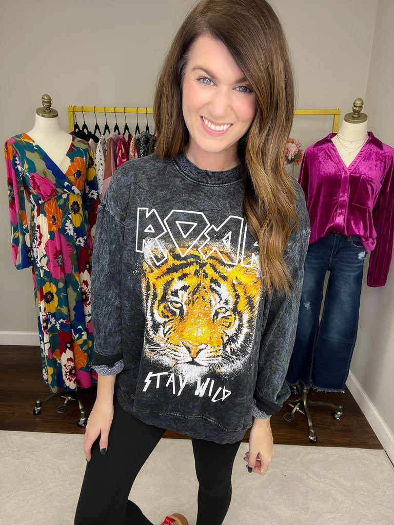 SALE! Roar Mineral Washed Pullover *Final Sale*