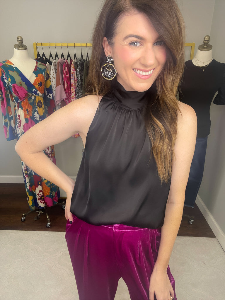 Kiss Me Earrings *Final Sale*