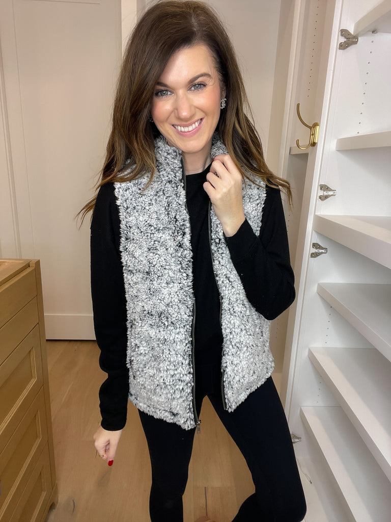 Meet Your Goals Sherpa Vest in Black
