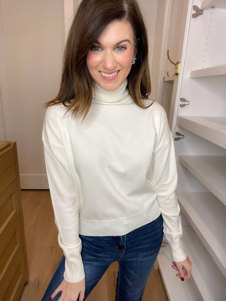 SALE! Oh-So-Perfect Turtleneck Sweater in Cream *Final Sale*