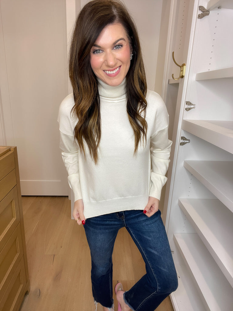 SALE! Oh-So-Perfect Turtleneck Sweater in Cream *Final Sale*