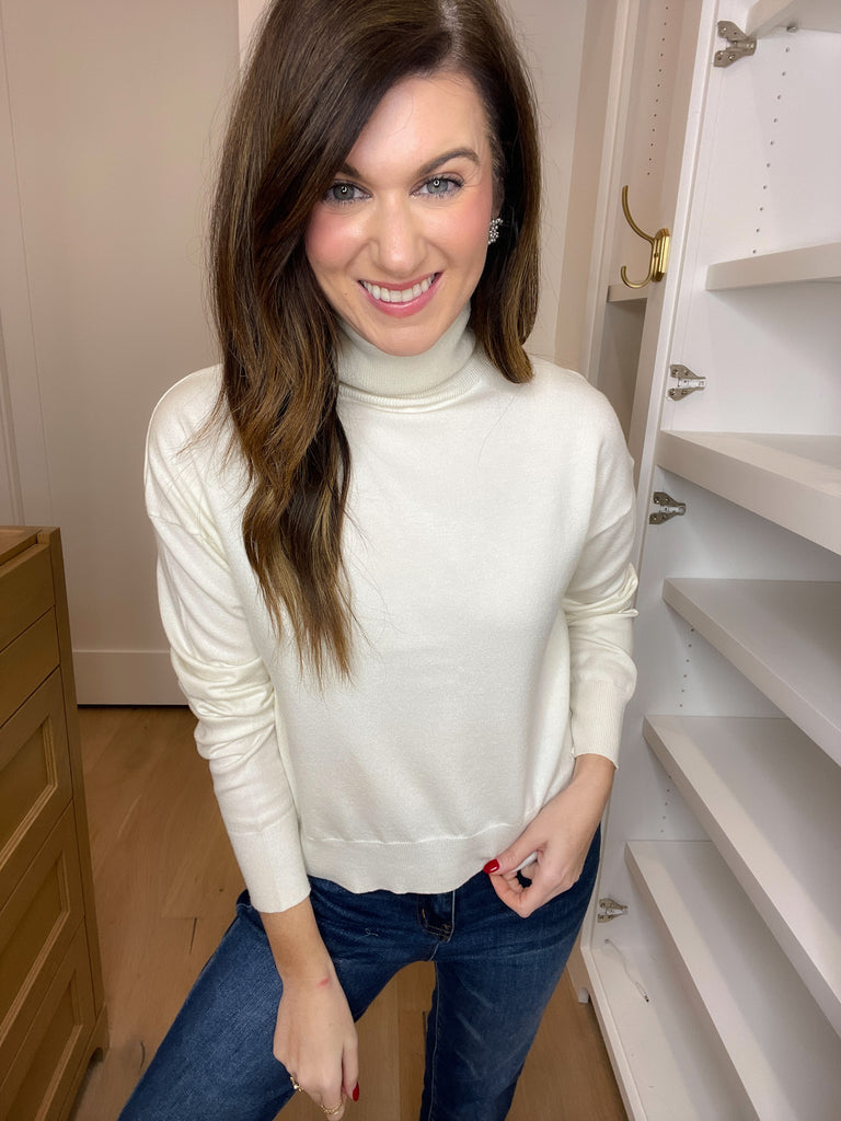 SALE! Oh-So-Perfect Turtleneck Sweater in Cream *Final Sale*