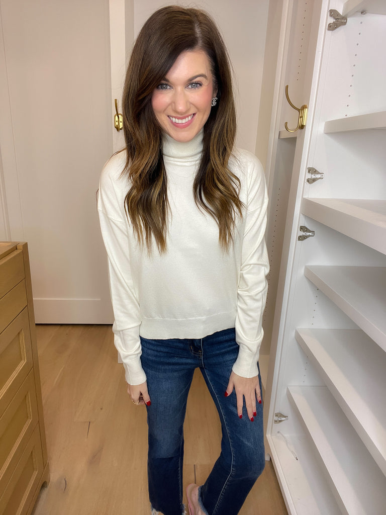 SALE! Oh-So-Perfect Turtleneck Sweater in Cream *Final Sale*