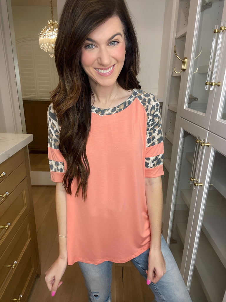 *BELLES & DOORBUSTER* Sumner Raglan Tee *Final Sale*