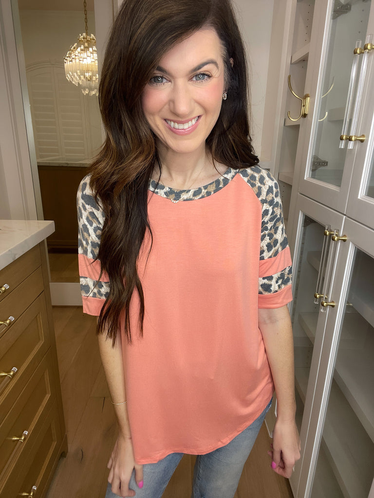 *BELLES & DOORBUSTER* Sumner Raglan Tee *Final Sale*