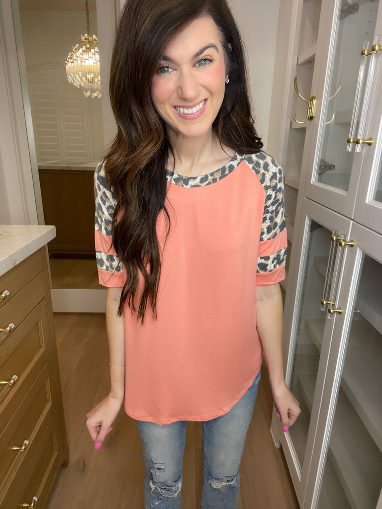 *BELLES & DOORBUSTER* Sumner Raglan Tee *Final Sale*