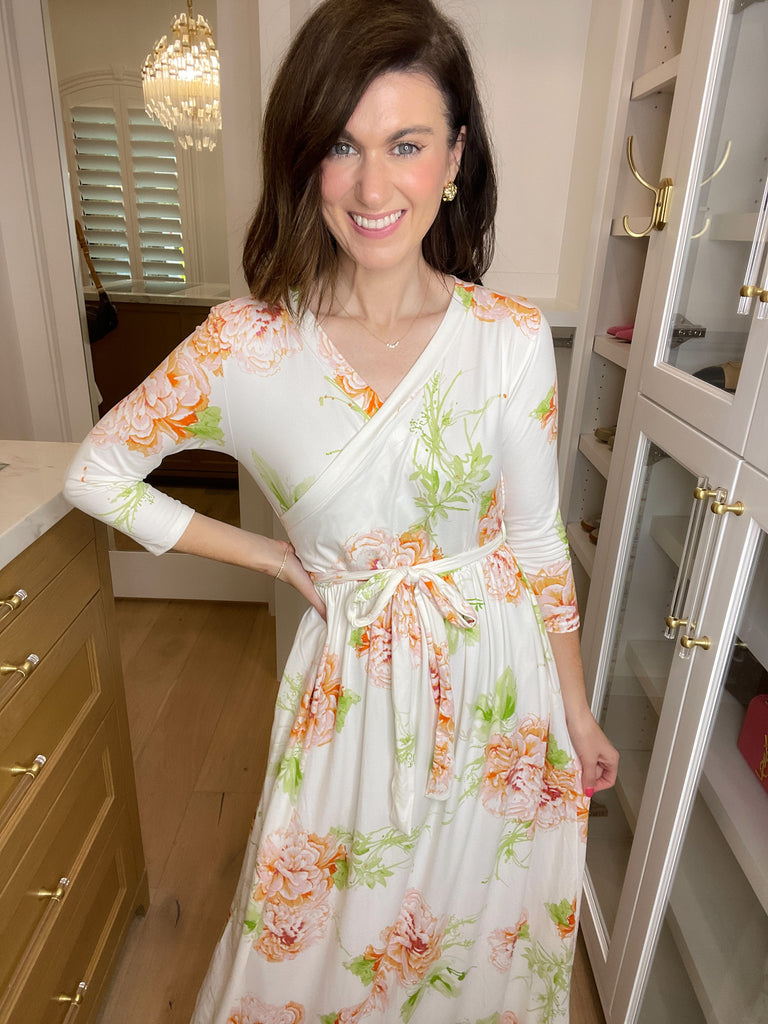 *BELLES & DOORBUSTER* Ivy Floral Maxi Dress in White *Final Sale*