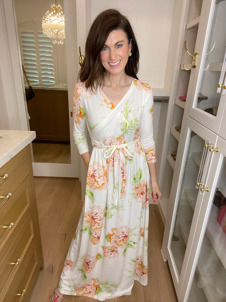 *BELLES & DOORBUSTER* Ivy Floral Maxi Dress in White *Final Sale*