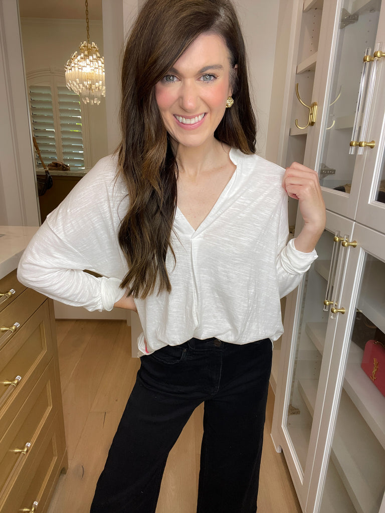 *BELLES & DOORBUSTER* Turn to You Tunic in White *Final Sale*