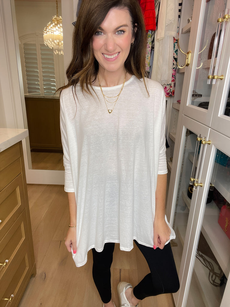 *BELLES & DOORBUSTER* What I Want Tunic in White *Final Sale*