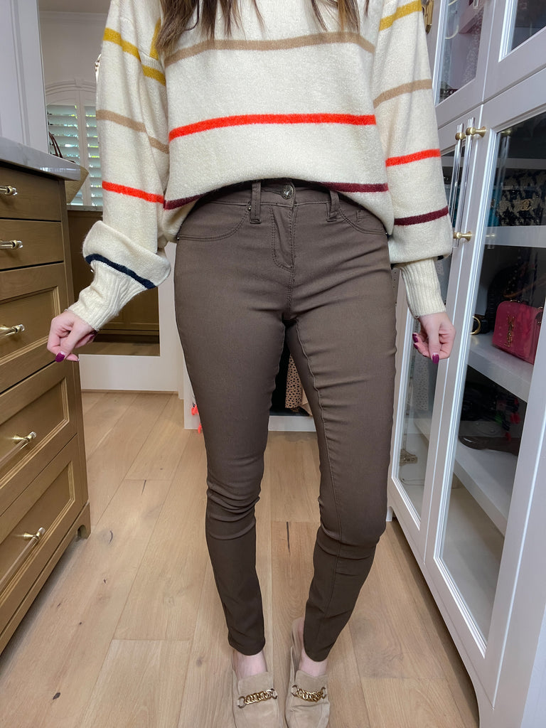 Royalty for Me Hyperstretch Skinny Jeans in Walnut