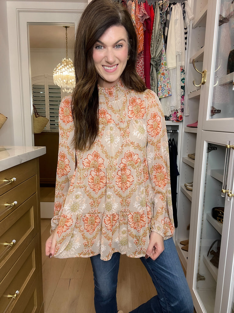 Scenic Serenade Tiered Top