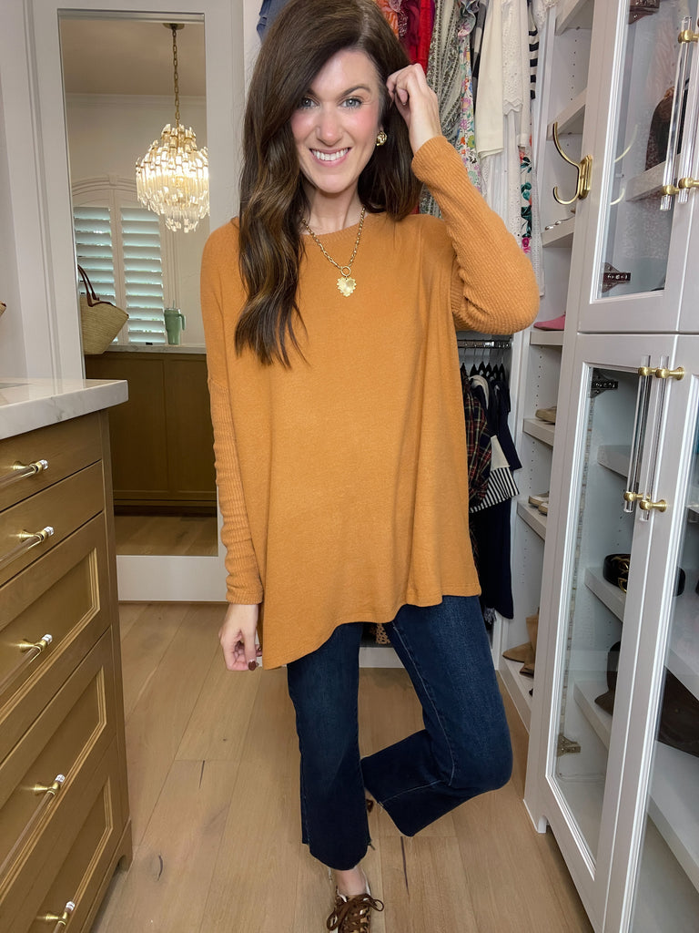 *BELLES & DOORBUSTER* Cabin Cuddle Brushed Tunic in Camel *Final Sale*