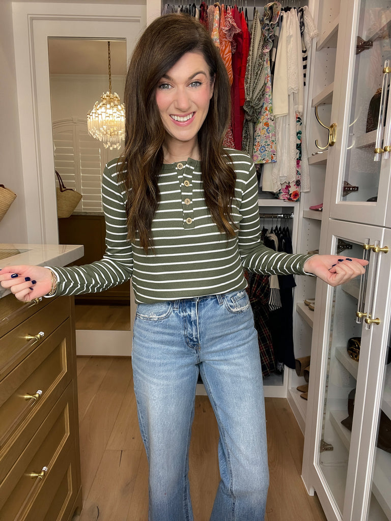 *BELLES & DOORBUSTER* Cedar Ridge Waffle Top in Olive *Final Sale*