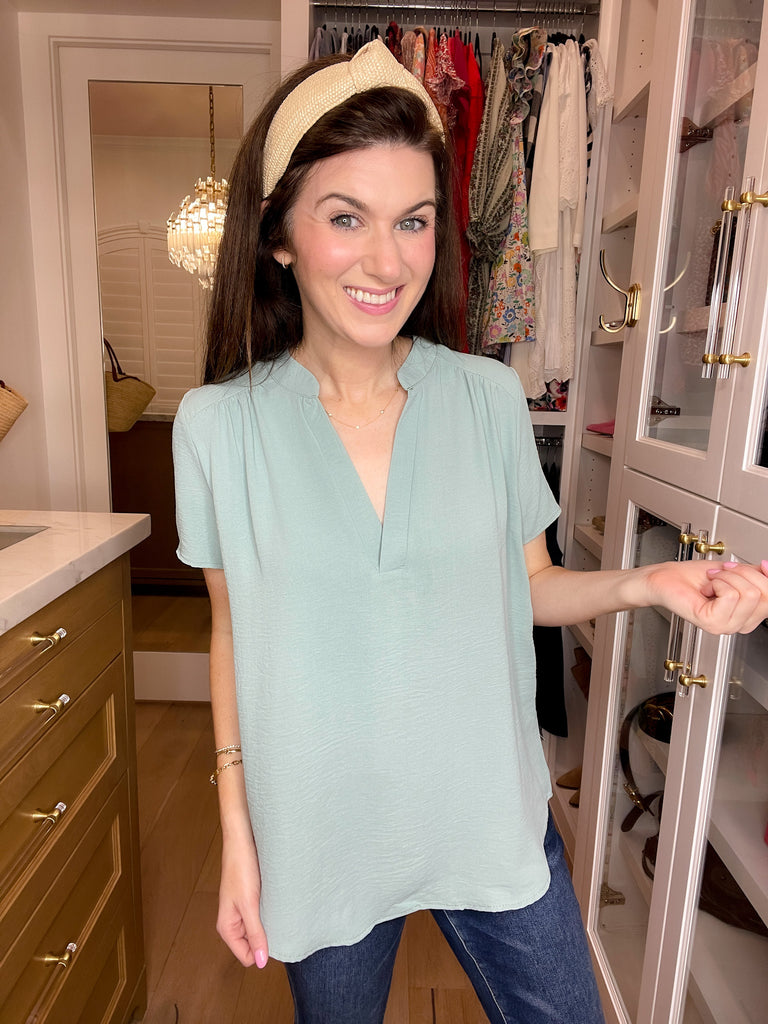 Do Me A Solid Top in Soft Pink or Aloe