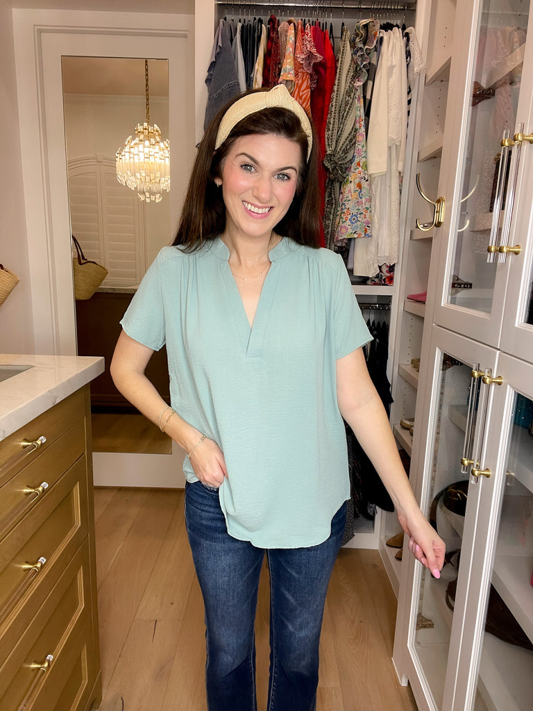 Do Me A Solid Top in Soft Pink or Aloe