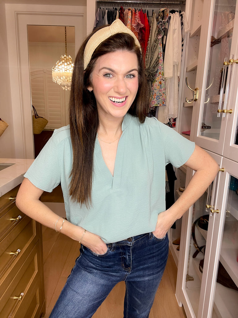 Do Me A Solid Top in Soft Pink or Aloe