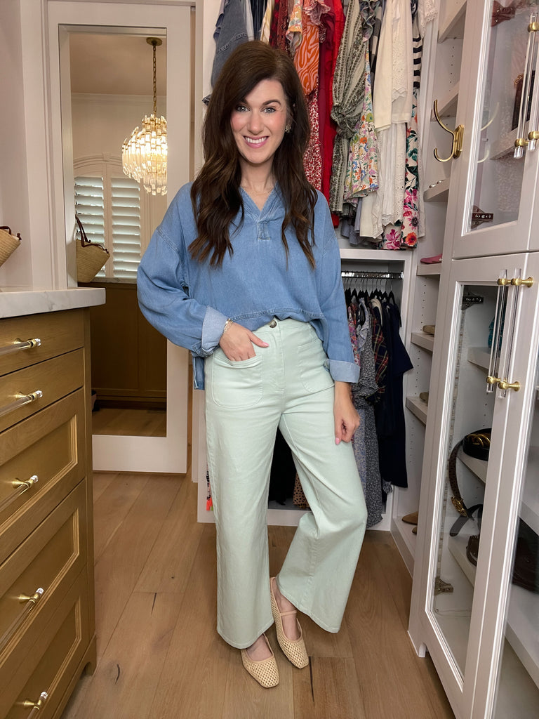 Lennon Patch Pocket Cropped Pants in Seafoam
