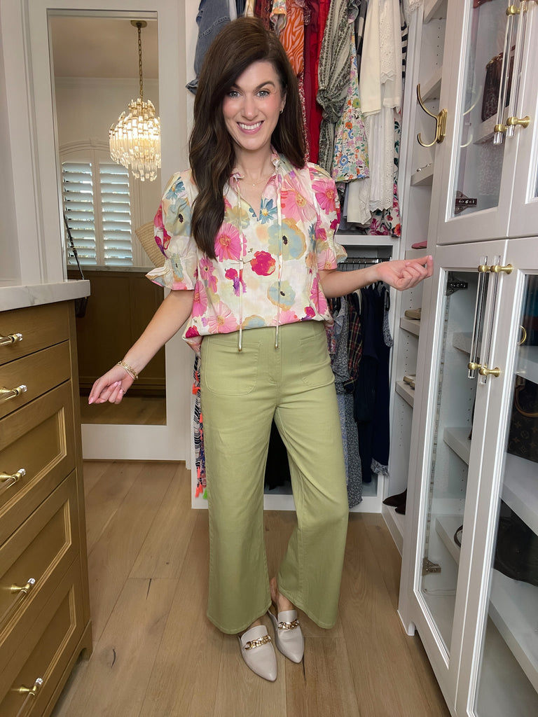 Lennon Patch Pocket Cropped Pants in Light Olive