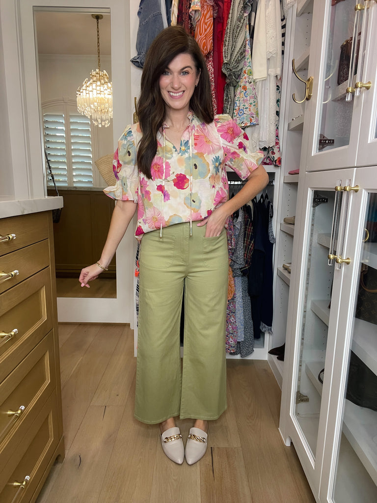 Lennon Patch Pocket Cropped Pants in Light Olive