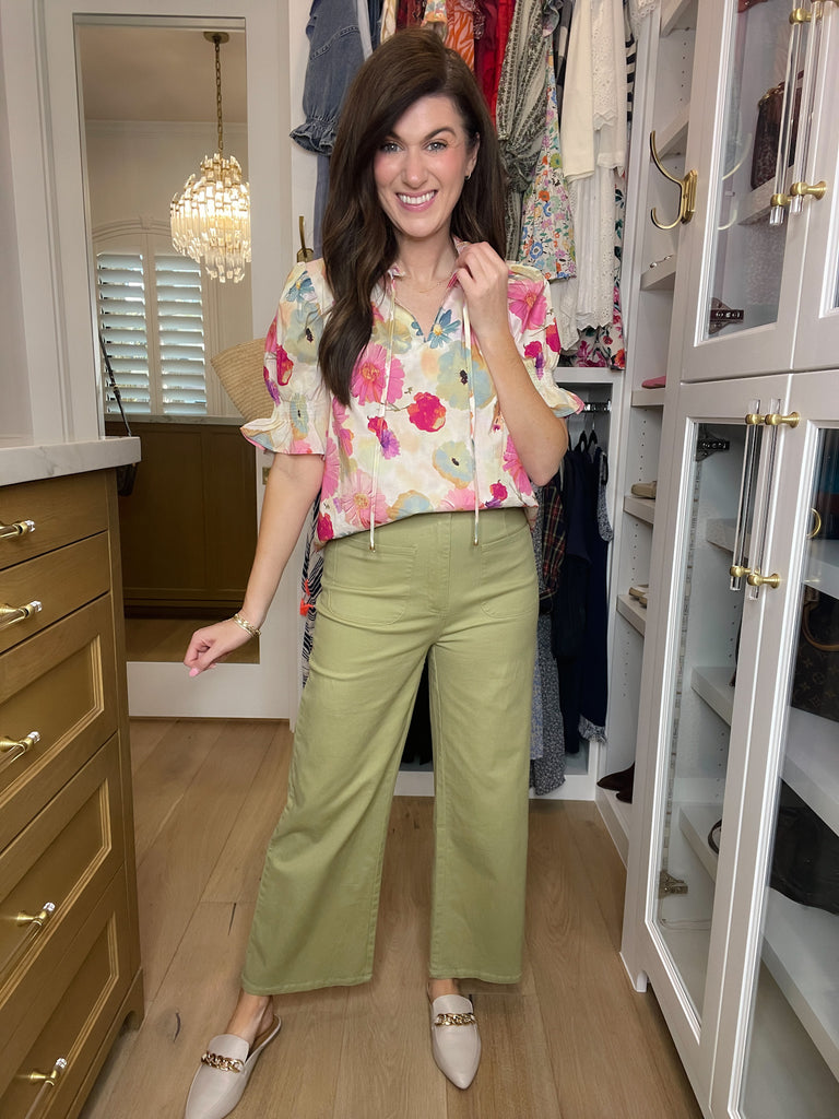 Lennon Patch Pocket Cropped Pants in Light Olive