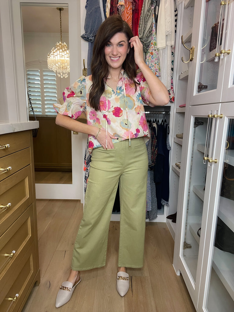 Lennon Patch Pocket Cropped Pants in Light Olive