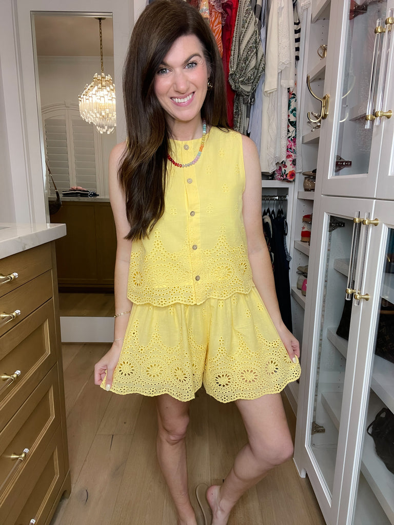 City Break Eyelet Set in Yellow