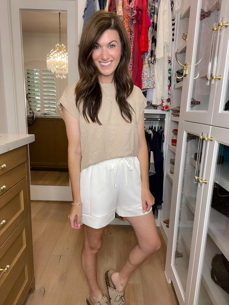 Set the Pace Shorts in White