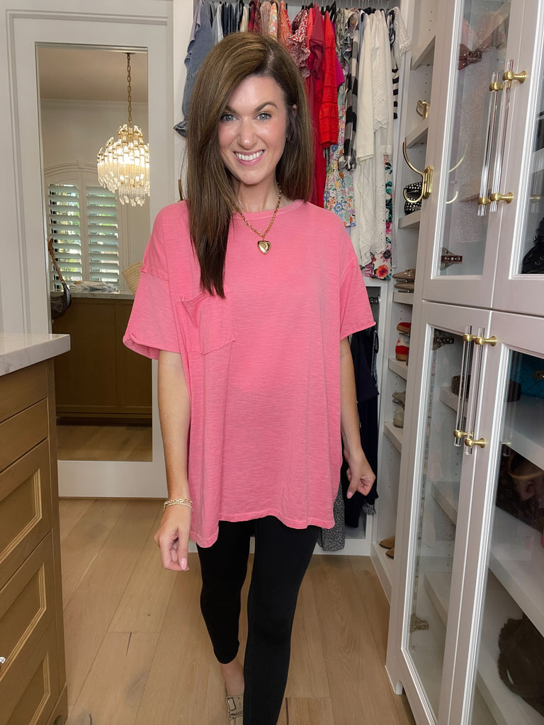 Power Walk Pocket Tee in Coral