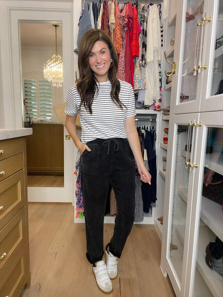 Everyday Escape Mineral Washed Pants in Black