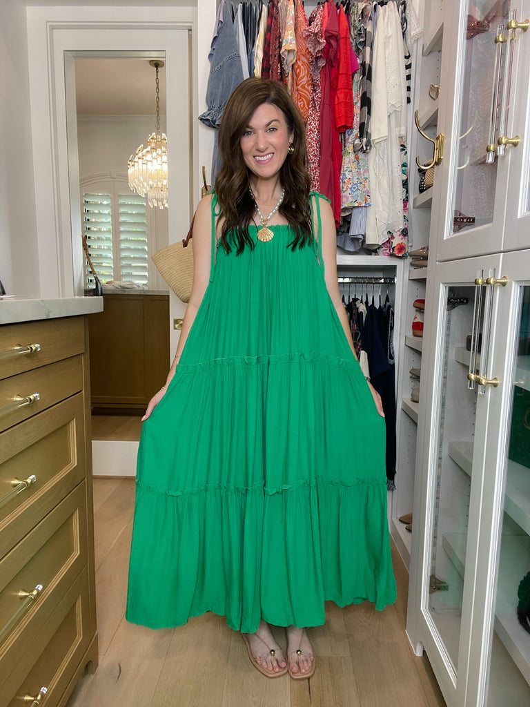 Strolling Through Seaside Dress in Kelly Green