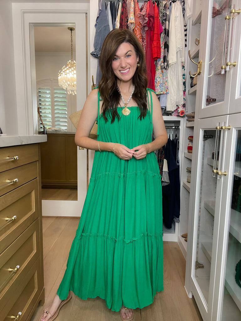 Strolling Through Seaside Dress in Kelly Green