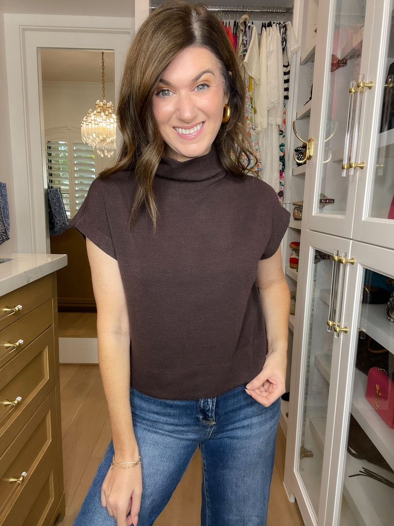 Polished Ease Top in Brown