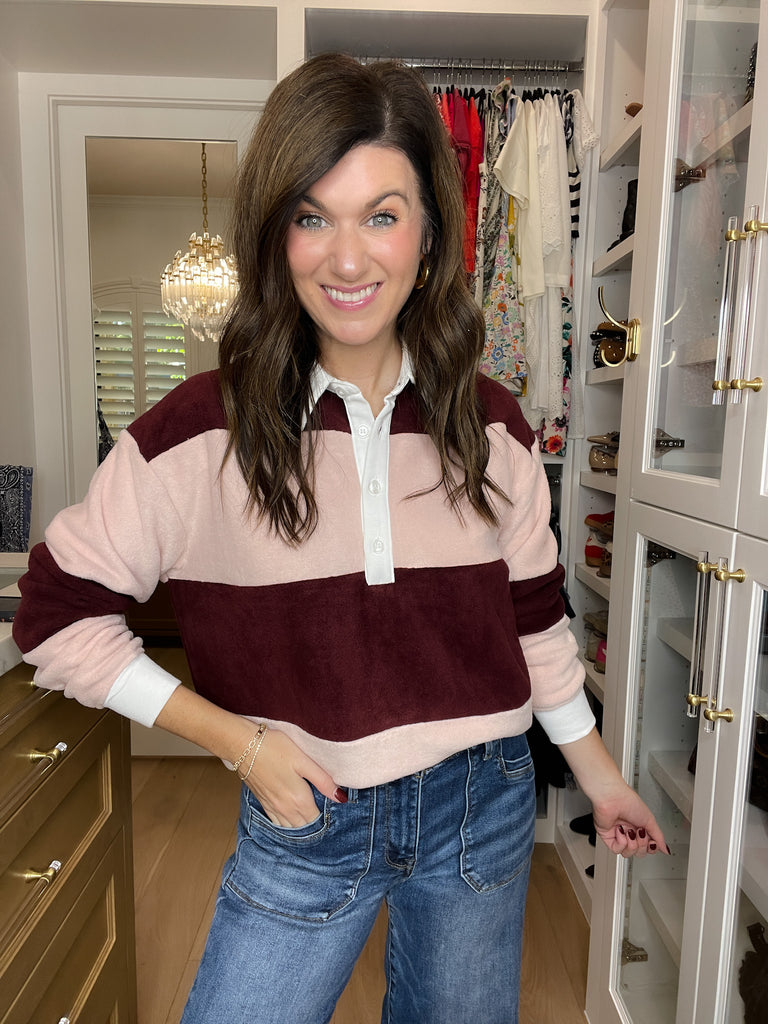 The Campus Stroll Fleece Rugby in Pink/Burgundy