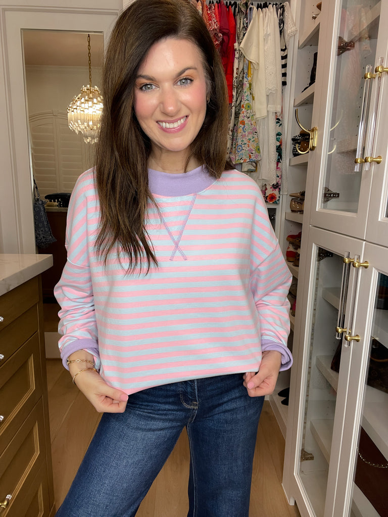 Off-Duty Mock Neck Pullover in Pink/Blue