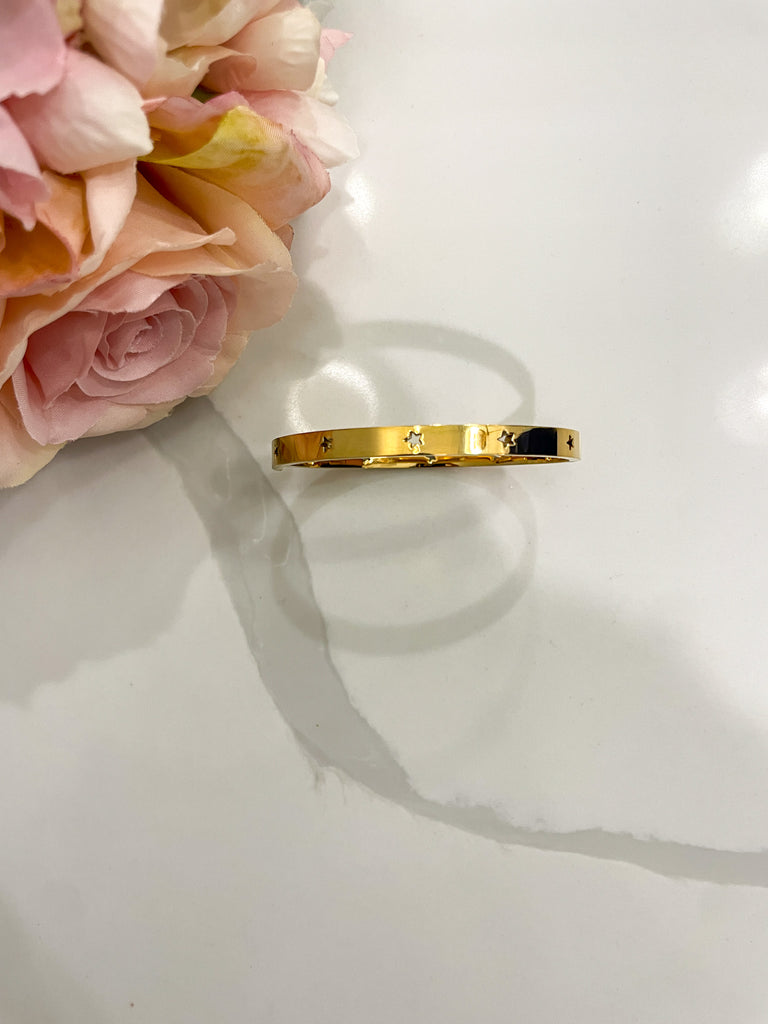 Stars in Your Eyes Hinged Bracelet *Final Sale*