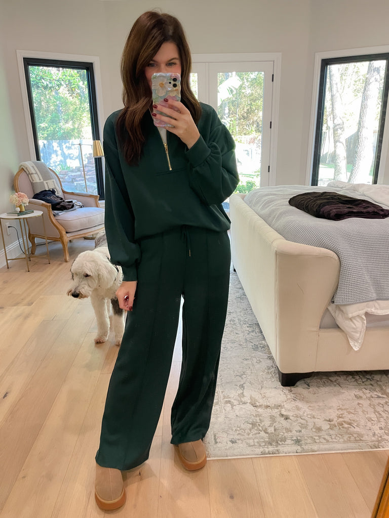 The Effortless Edit Set in Hunter Green
