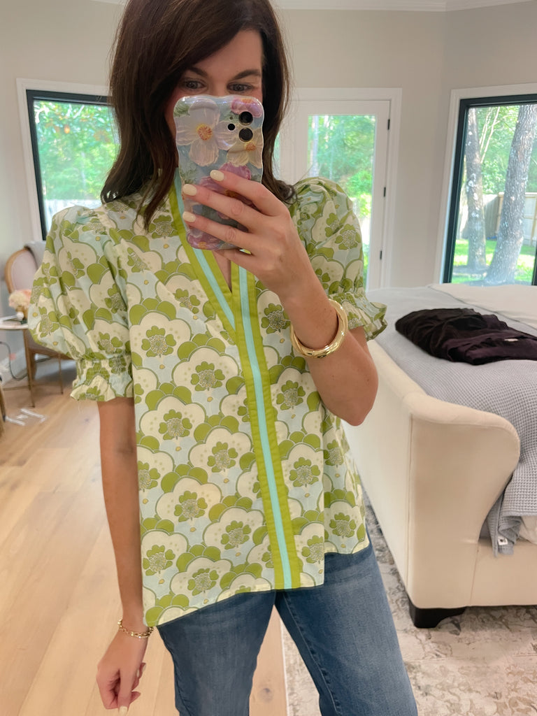 Groovy Petal Puff Sleeve Top