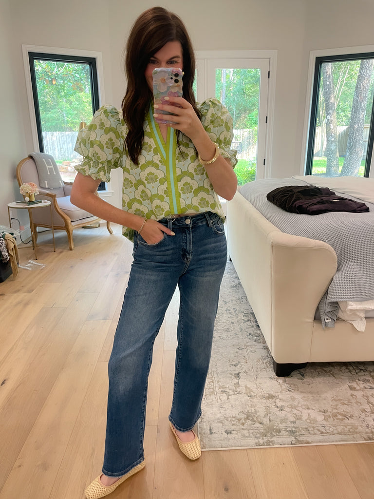 Groovy Petal Puff Sleeve Top