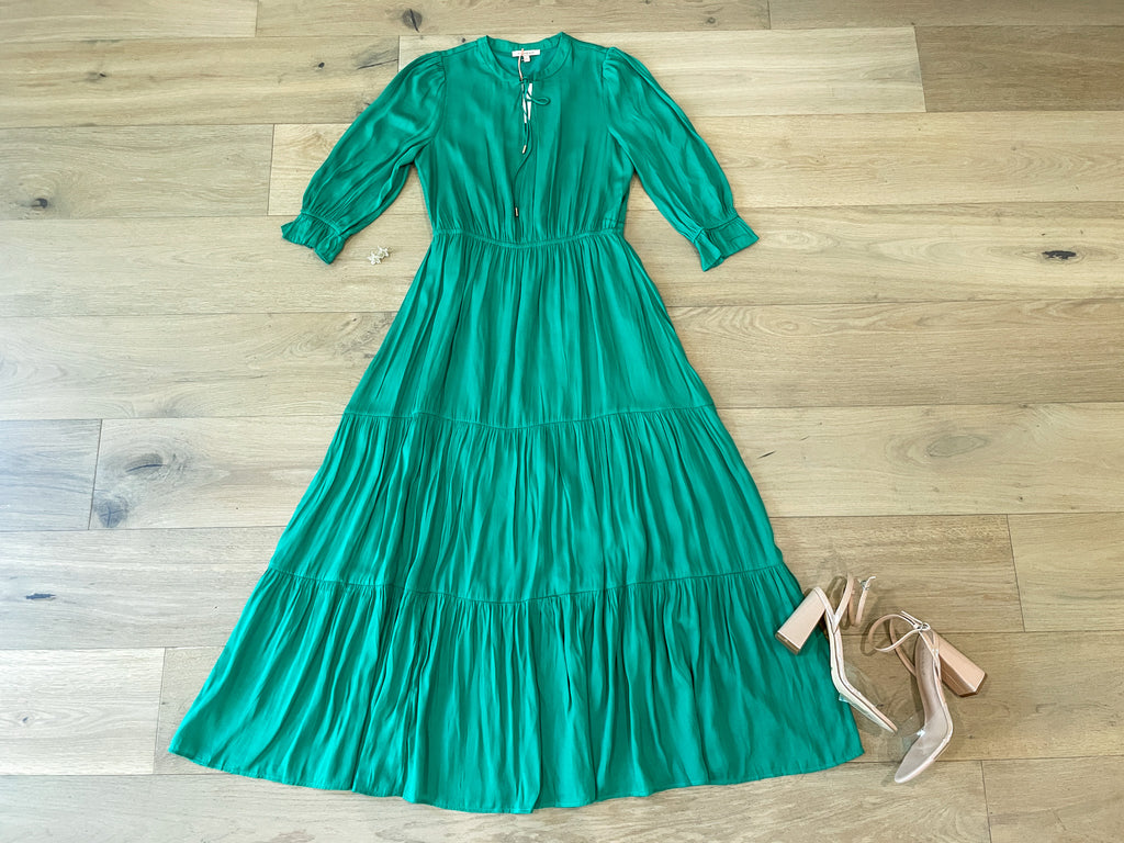 Skies Are Blue Emery Maxi Dress in Kelly Green