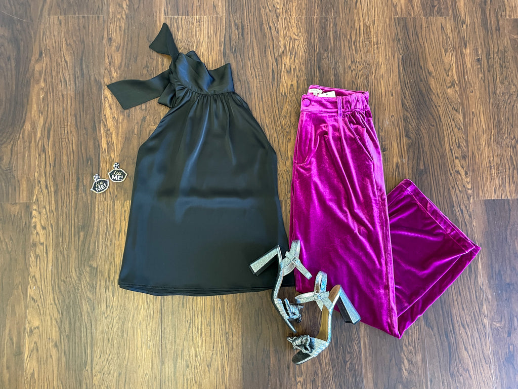 Looks Luxe Tie Neck Tank in Black