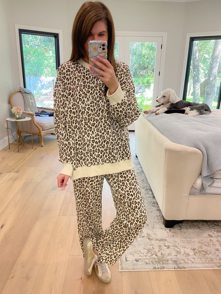 The Lounging Leopard Set