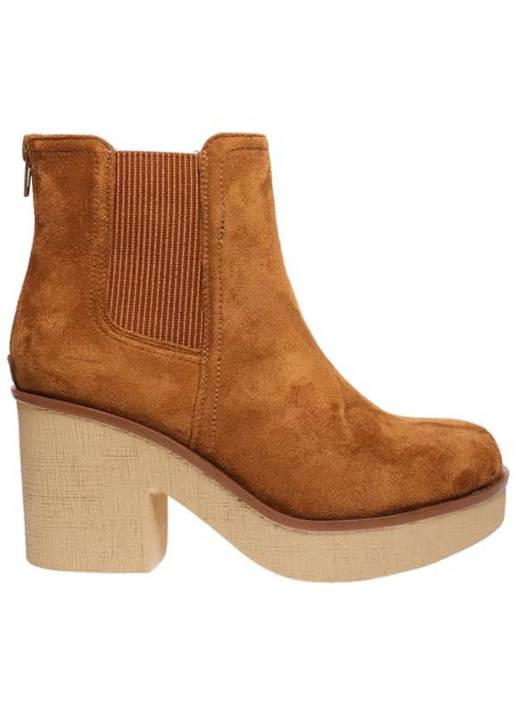 Clue Booties in New Tan