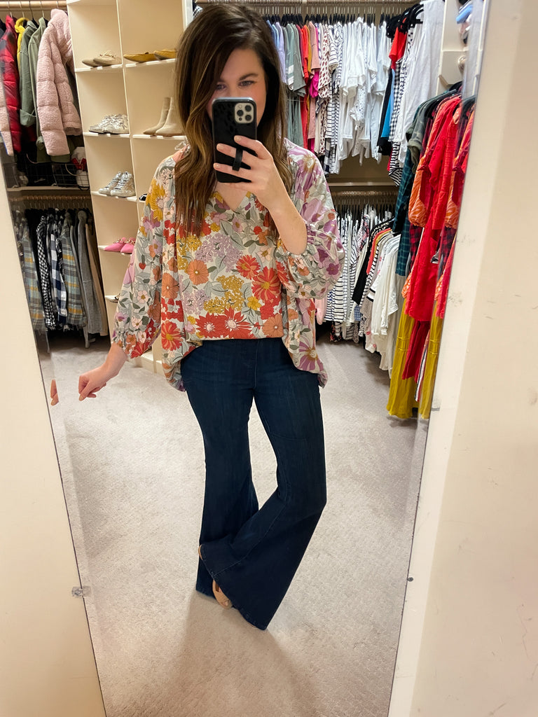 Judy Blue Dolly Super Flare Jeggings