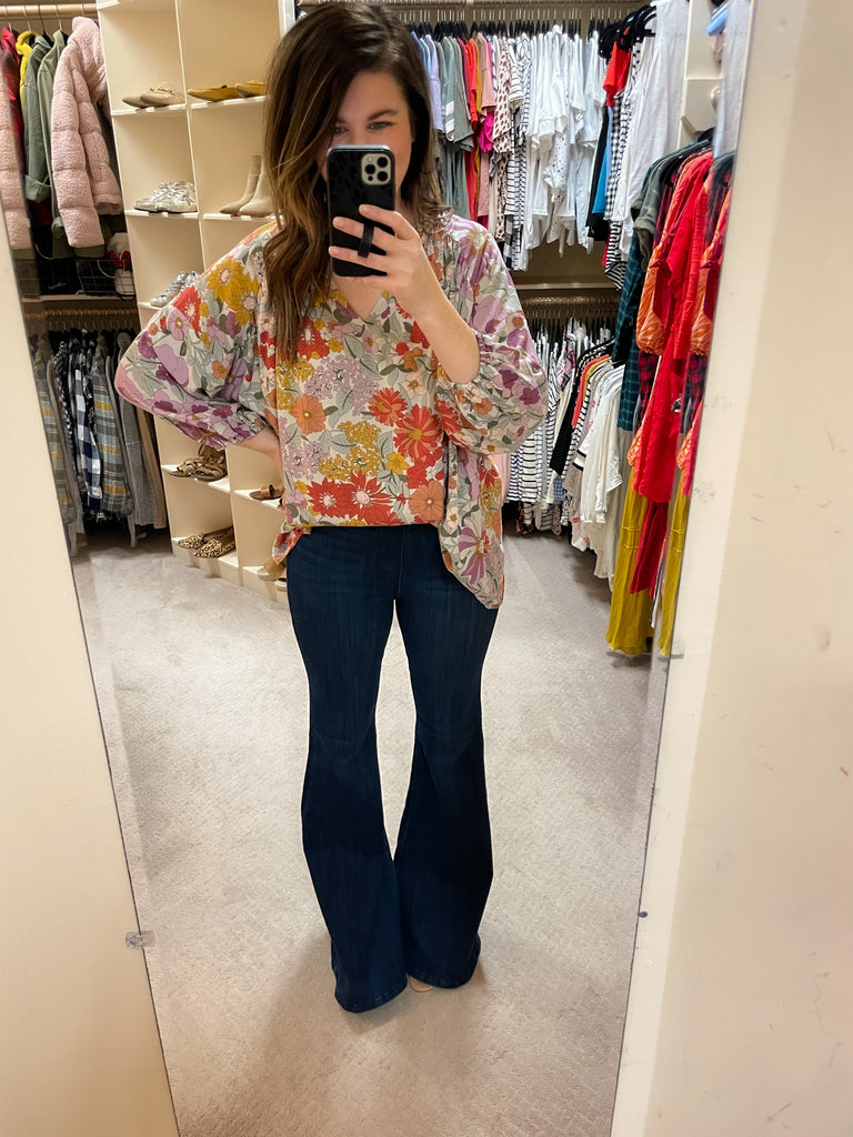 Judy Blue Dolly Super Flare Jeggings