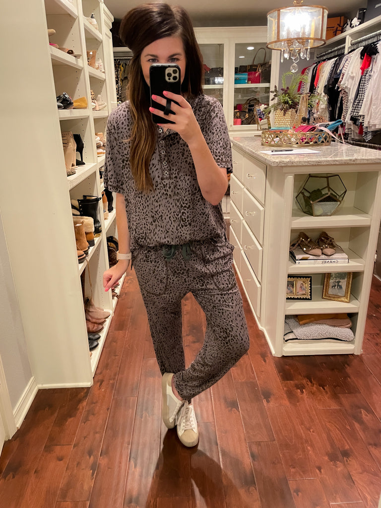 SALE! Cozy Living Tee in Charcoal *Final Sale*