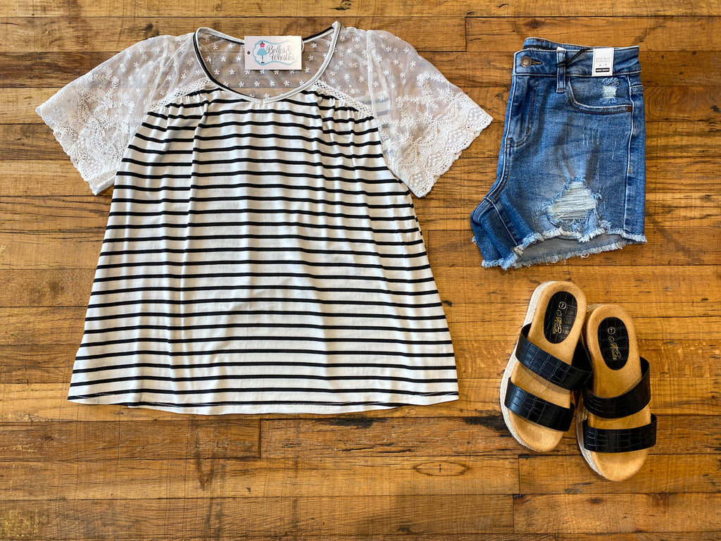 SALE! East Coast Afternoon Top in Ivory/Black *Final Sale*